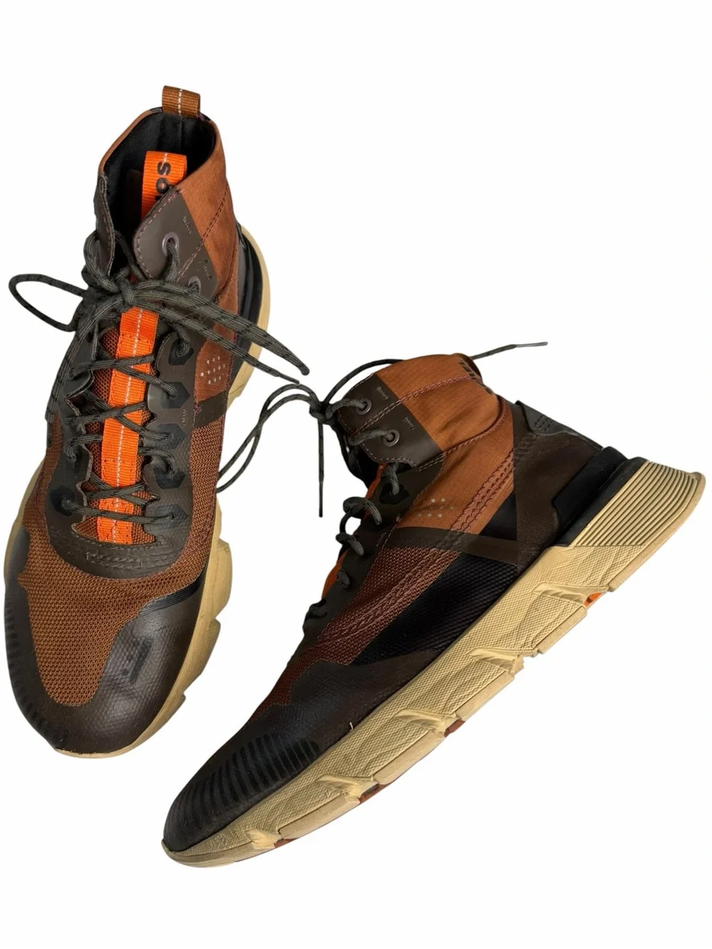 Sorel Men's Kinetic Rush MID WP Sneaker — Waterproof Sneakers Size 9.5